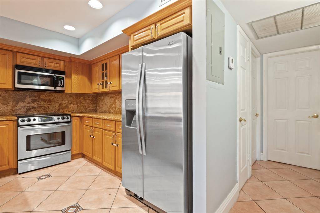 Miami Lakes, FL 33014,15442 Kippford Ct