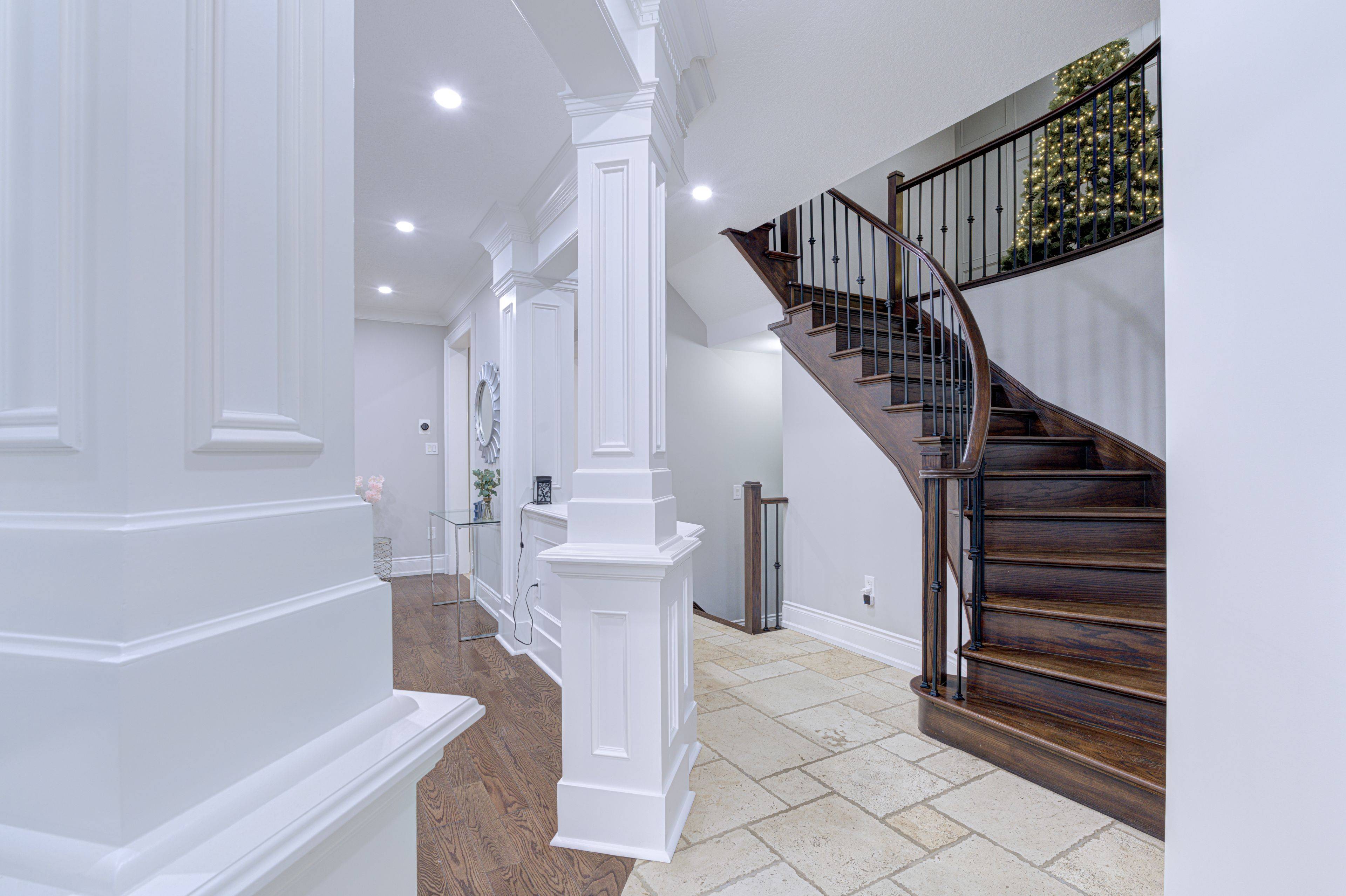 Brampton, ON L6X 0R5,16 Fallgate DR