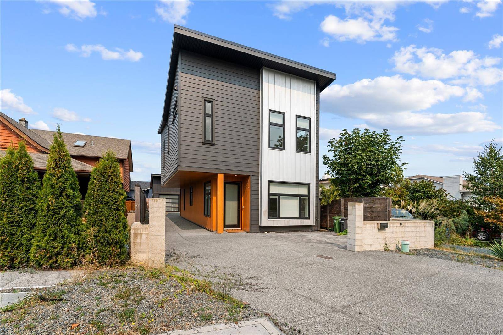 Duncan, BC V9L 4V4,3341 Skinner Rd