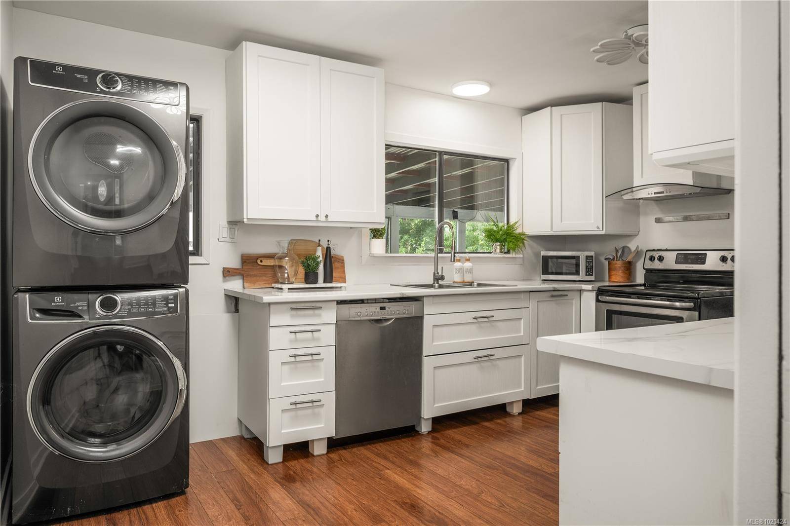 Nanaimo, BC V9S 1J7,1616 Morey Rd