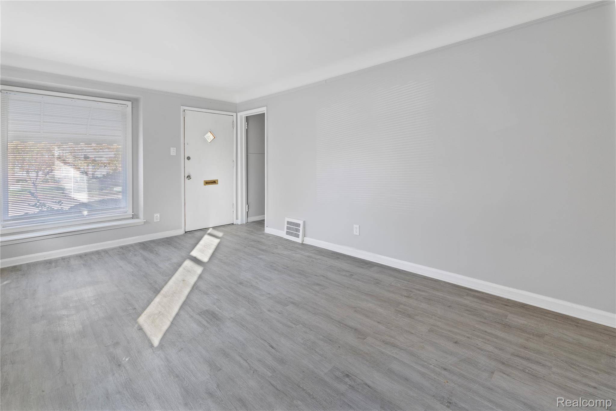 Detroit, MI 48221,20178 Manor ST