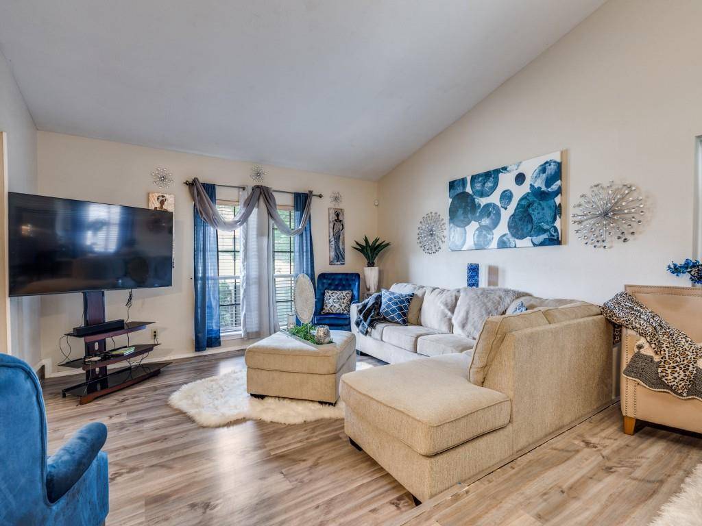 Plano, TX 75025,1308 Heidi Drive