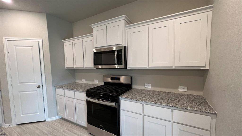 Fort Worth, TX 76131,8453 HOLLYMEAD Lane