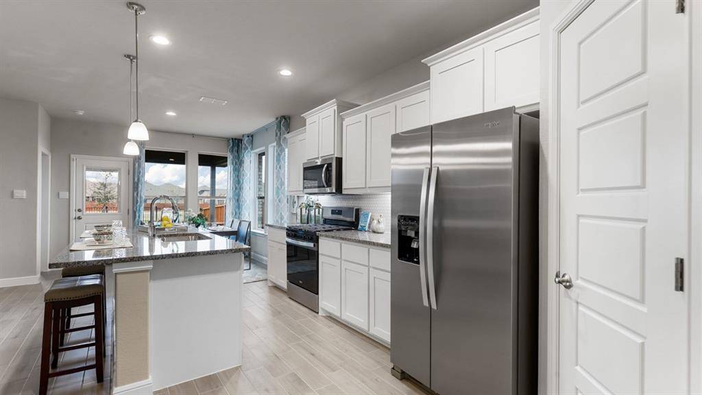 Rhome, TX 76078,122 CASTELL Court