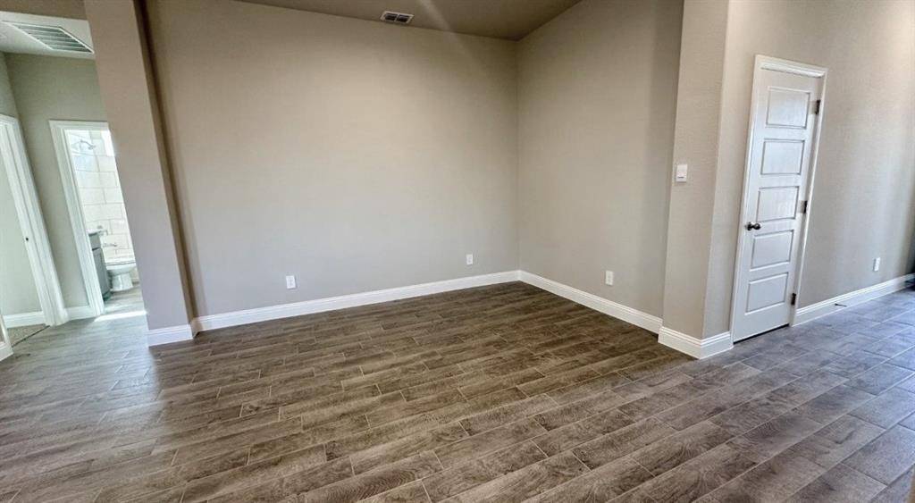 Denton, TX 76205,2513 GOLDFINCH Drive