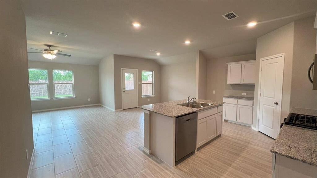 Fort Worth, TX 76131,8500 HOLLYMEAD Lane