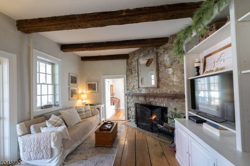 Washington Twp., NJ 07853,112 Pleasant Grove Rd