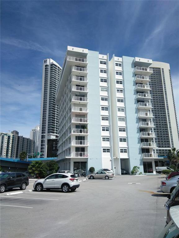 Hallandale Beach, FL 33009,1801 S Ocean Dr #239