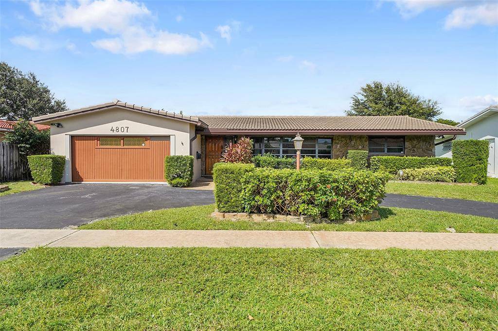 Hollywood, FL 33021,4807 Cleveland St