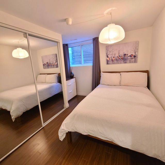 Toronto W10, ON M9V 3N6,65 Vange CRES