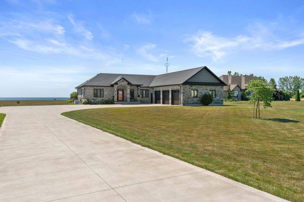 Chatham-kent, ON N0P 1W0,5482 Talbot TRL