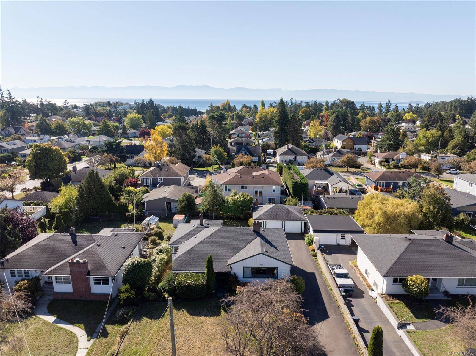 Esquimalt, BC V9A 5J7,1131 Heald Ave