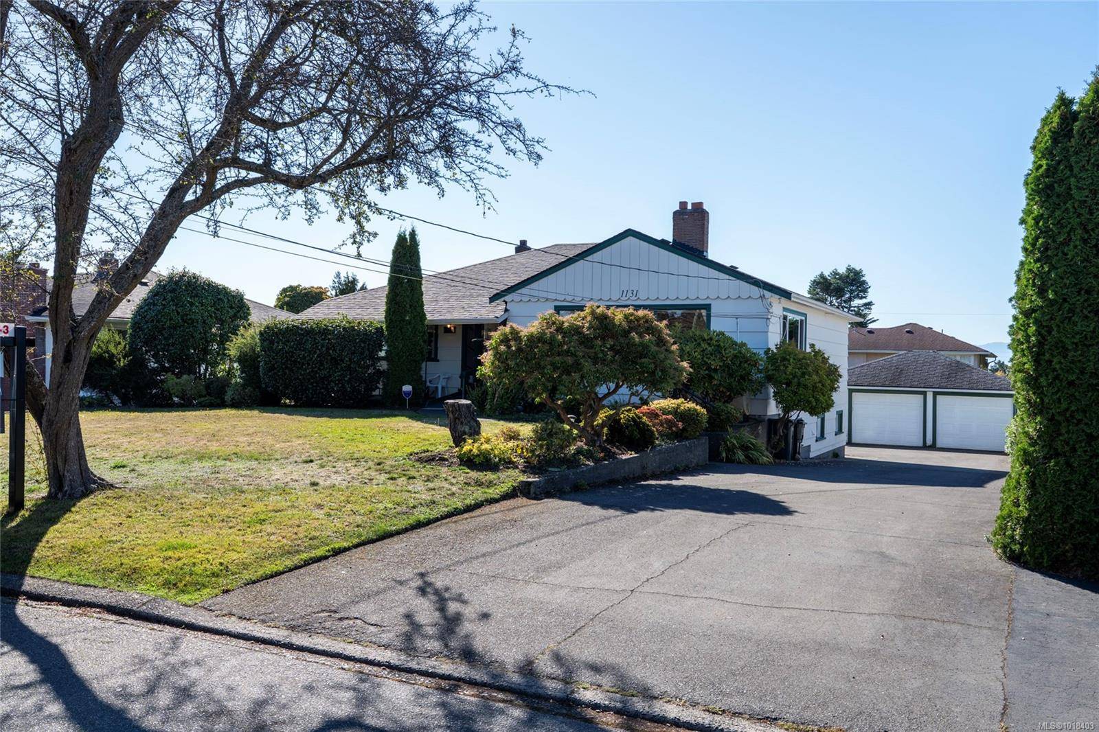 Esquimalt, BC V9A 5J7,1131 Heald Ave