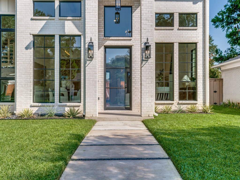 Dallas, TX 75238,10641 Larchfield Lane