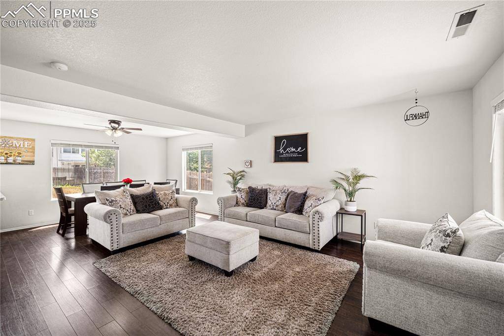 Pueblo, CO 81008,4212 Widener ST