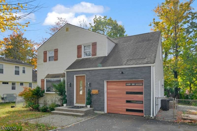 Livingston Twp., NJ 07039,35 Grand Ter