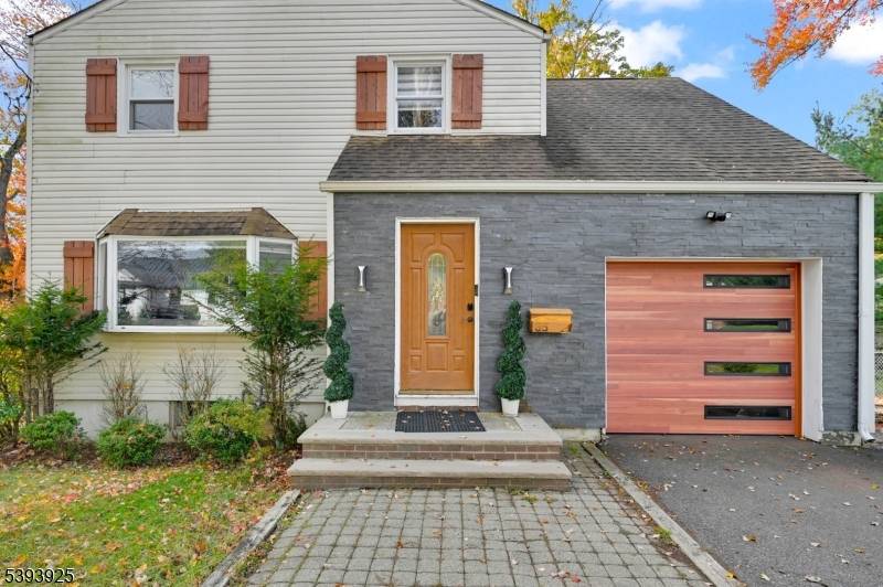 Livingston Twp., NJ 07039,35 Grand Ter