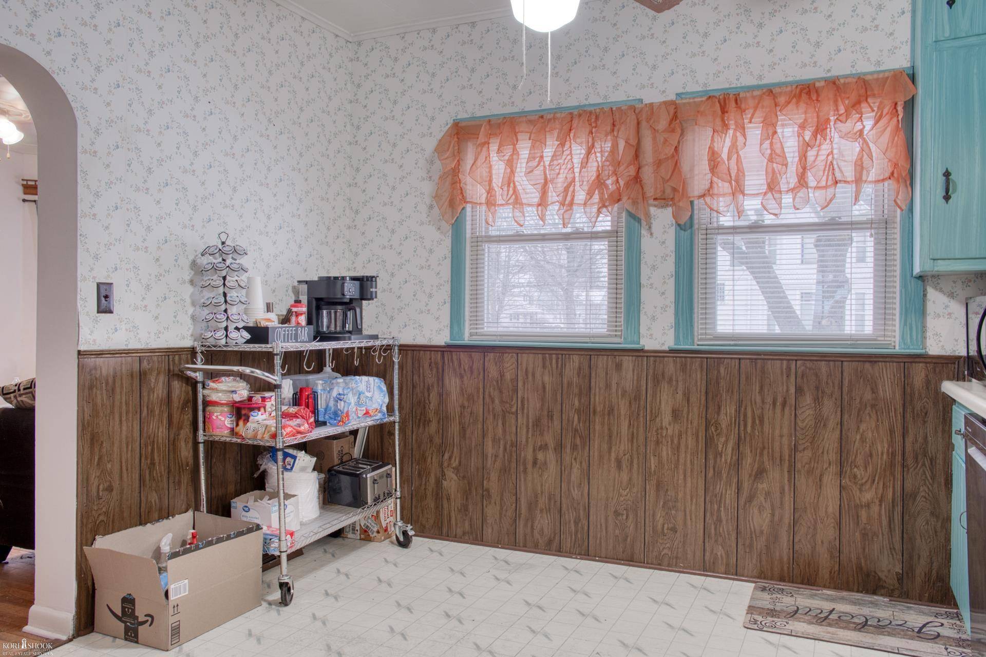 Owosso, MI 48867,701 N Pine ST