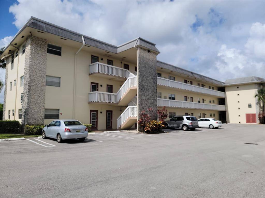 Fort Lauderdale, FL 33313,4451 NW 16th St #104K