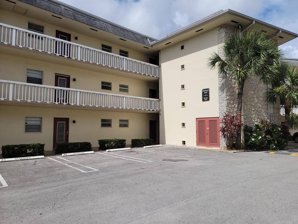 Fort Lauderdale, FL 33313,4451 NW 16th St #104K