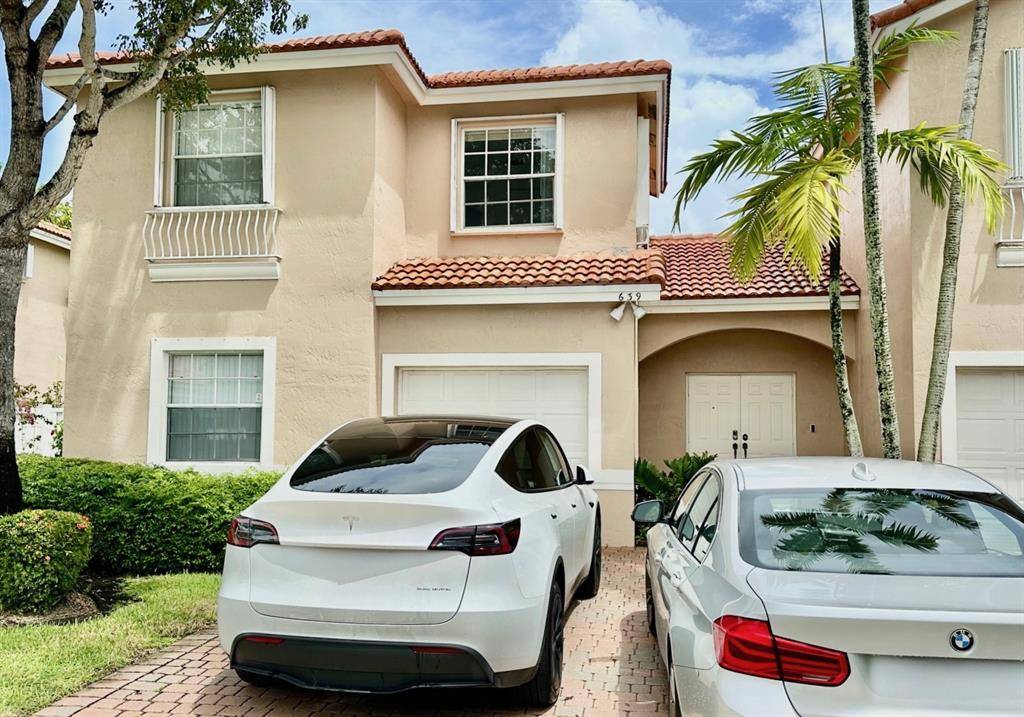 Pembroke Pines, FL 33028,639 NW 130th Way