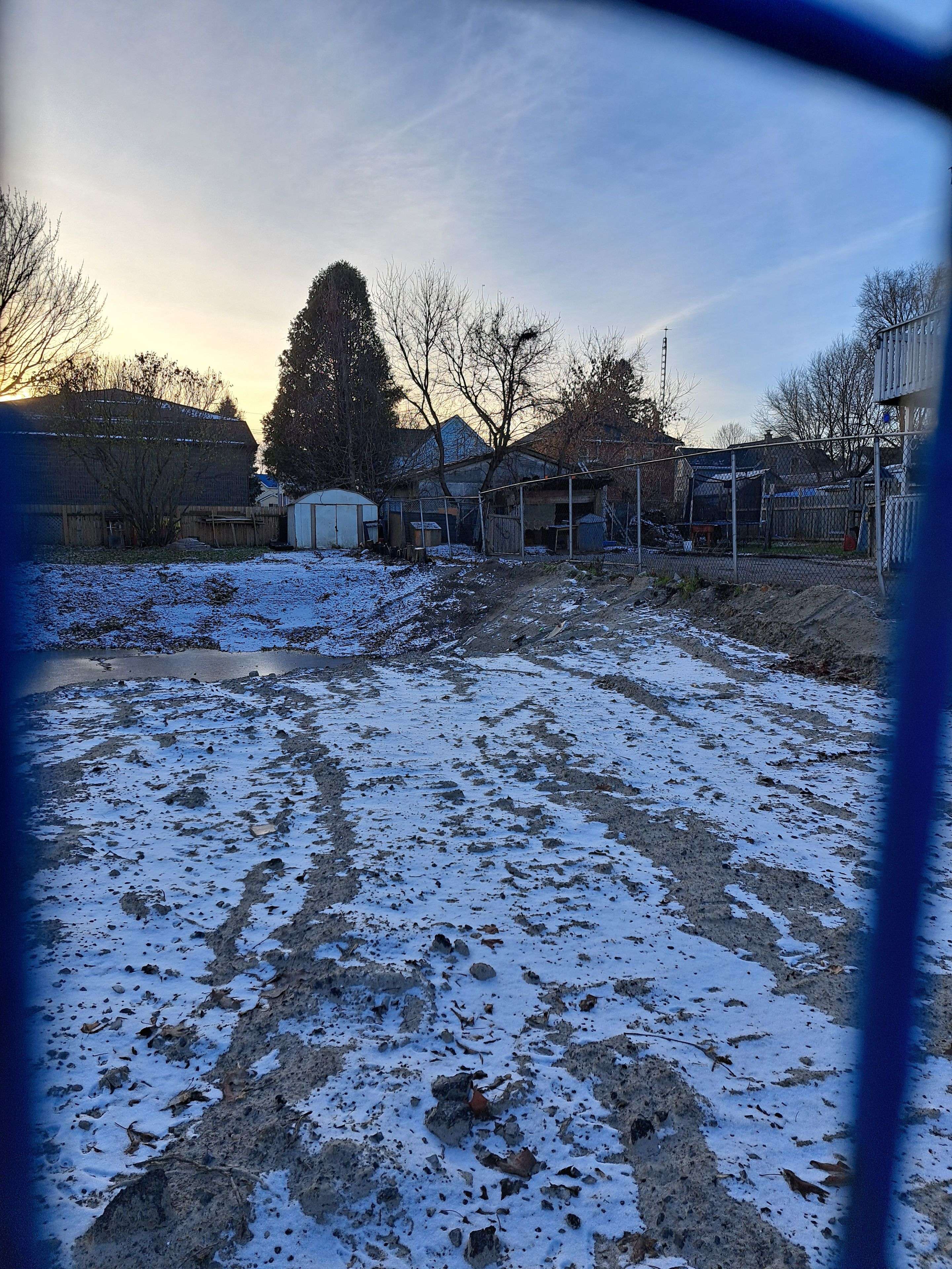 Edwardsburgh/cardinal, ON K0E 1E0,660 East ST W