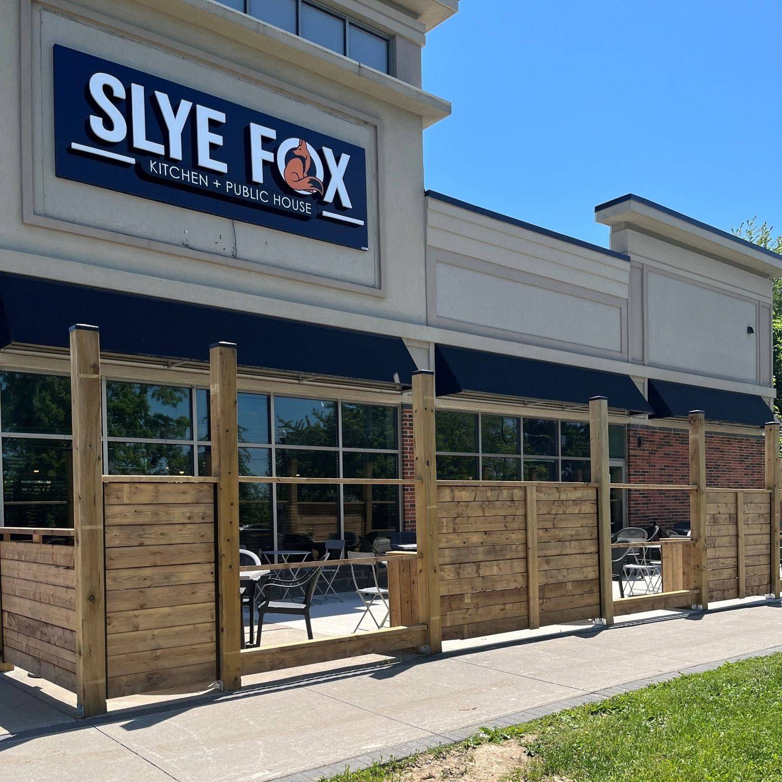 Hamilton, ON L0R 1C0,2537 Regional RD #56