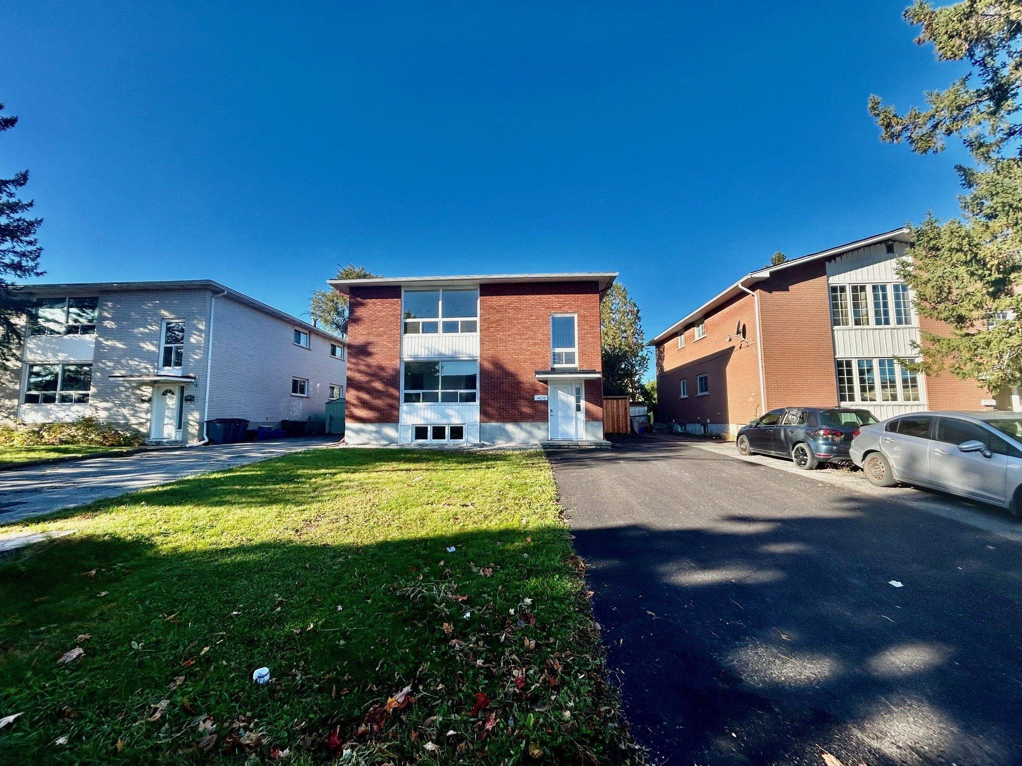 Mooneys Bay - Carleton Heights And Area, ON K2C 1S3,1436 Bellamy ST #3