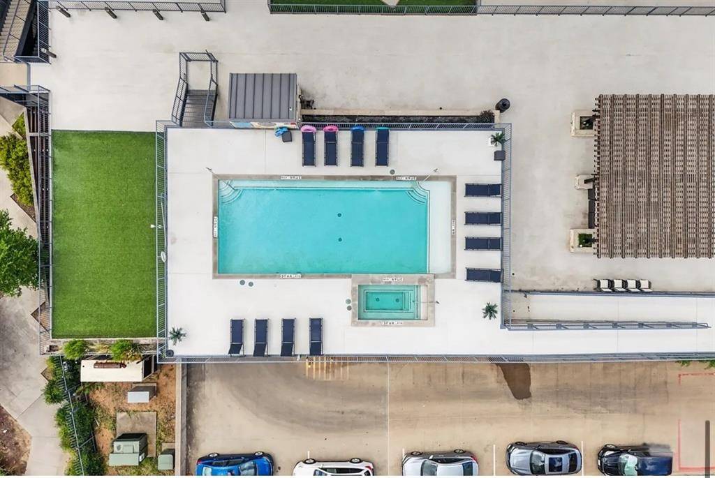 Dallas, TX 75215,1001 Belleview Street #204