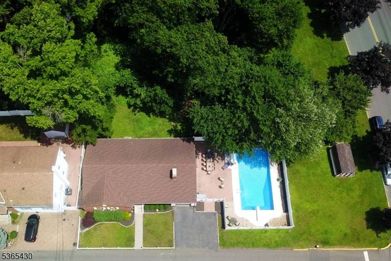 Secaucus Town, NJ 07094,76 Central Ln