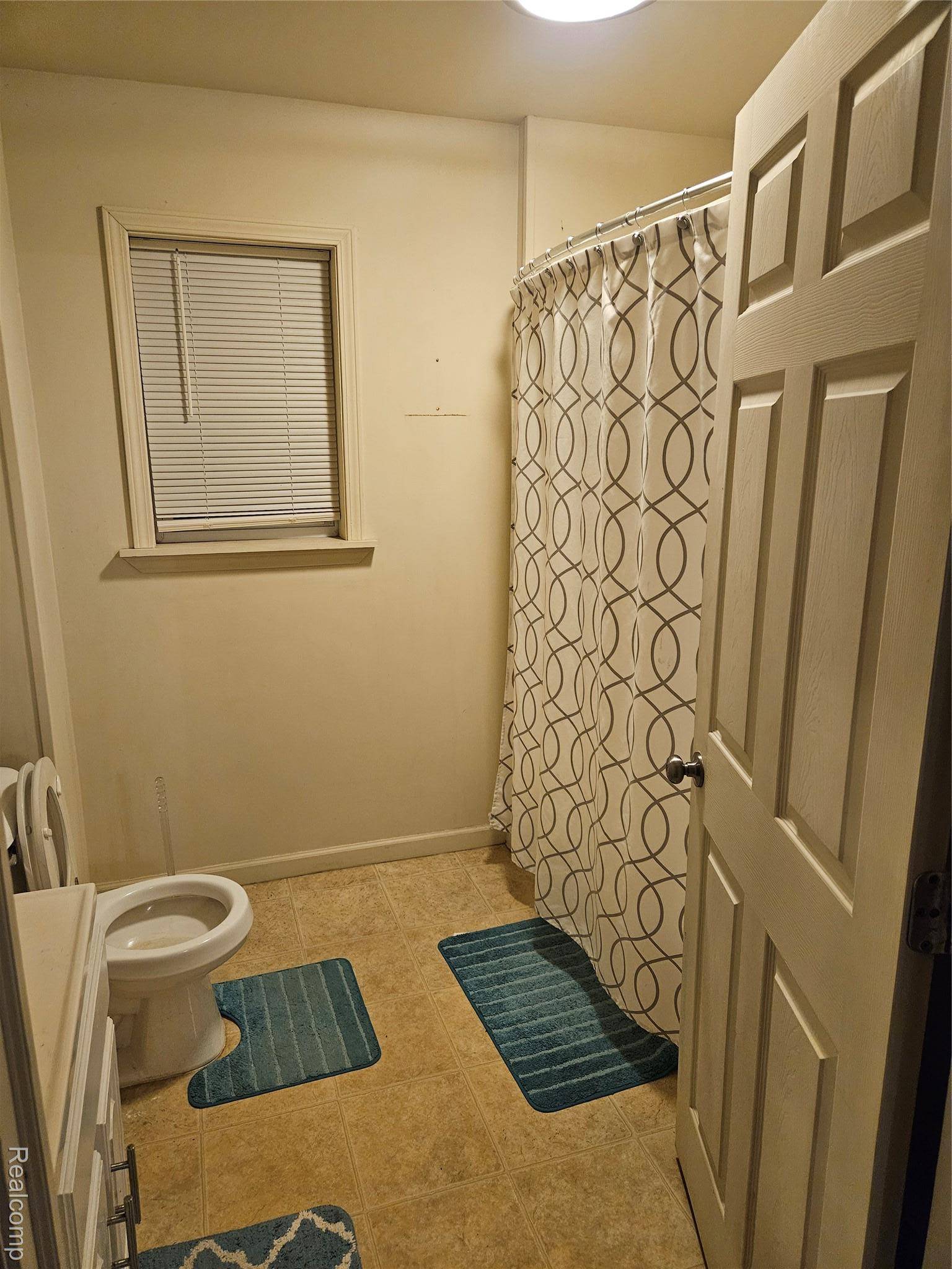 Owosso, MI 48867,822 Isham ST