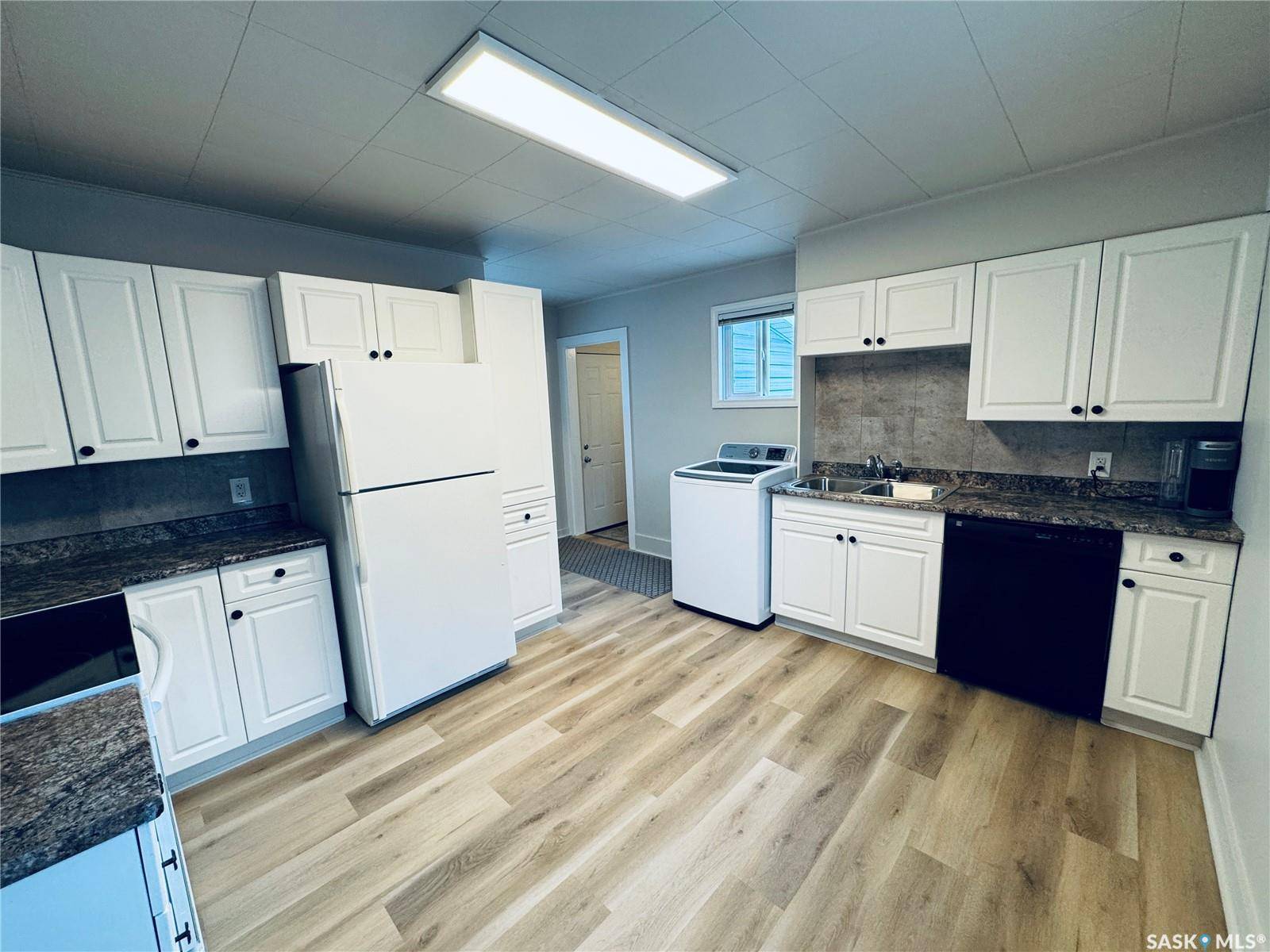 Biggar, SK S0K 0M0,304 5th AVENUE E