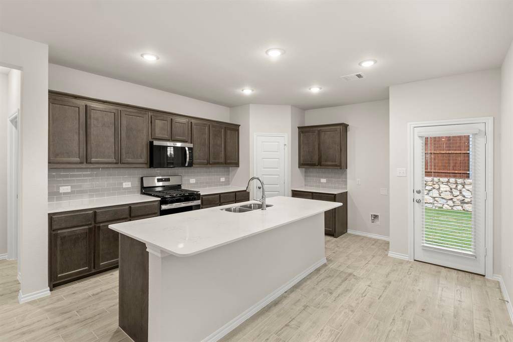 Terrell, TX 75160,114 Van Horn Drive