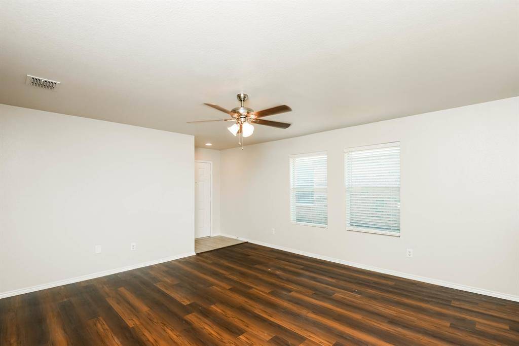 Crowley, TX 76036,1132 Boxwood Drive