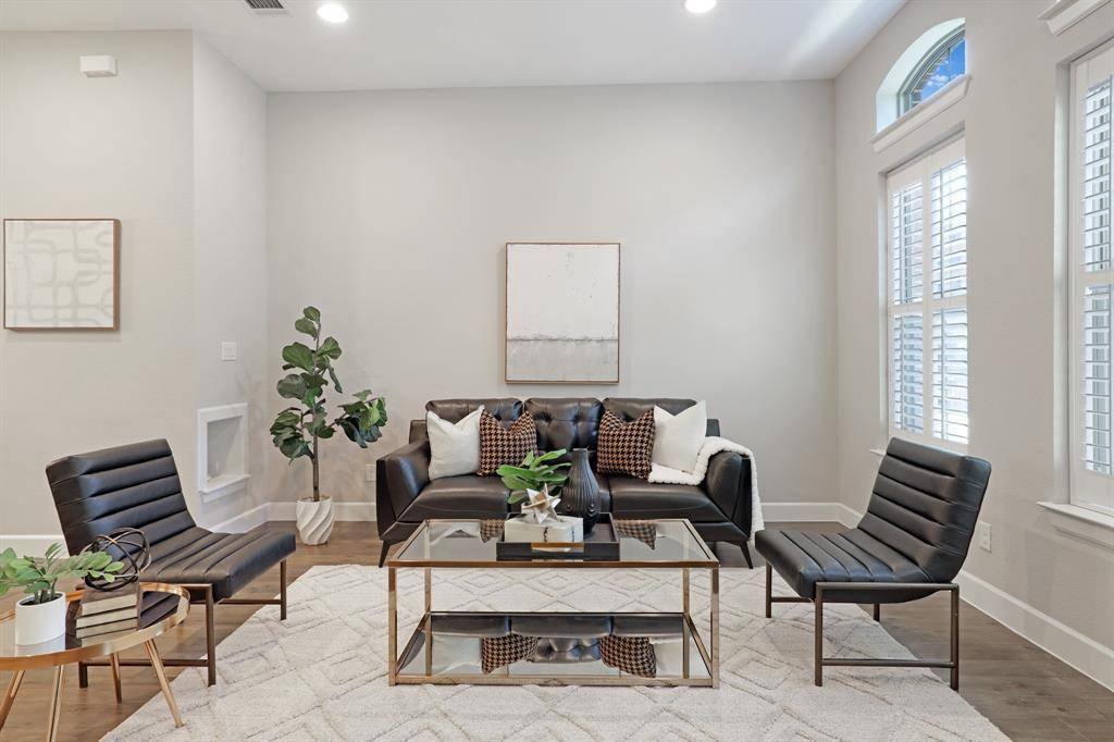 Dallas, TX 75215,1365 Arch Place