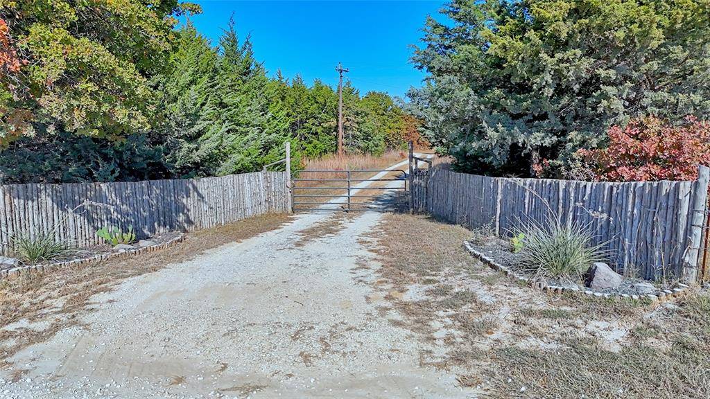 Whitesboro, TX 76273,4787 CR 106