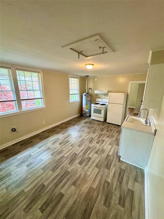 Bossier City, LA 71112,812 St. Charles #C