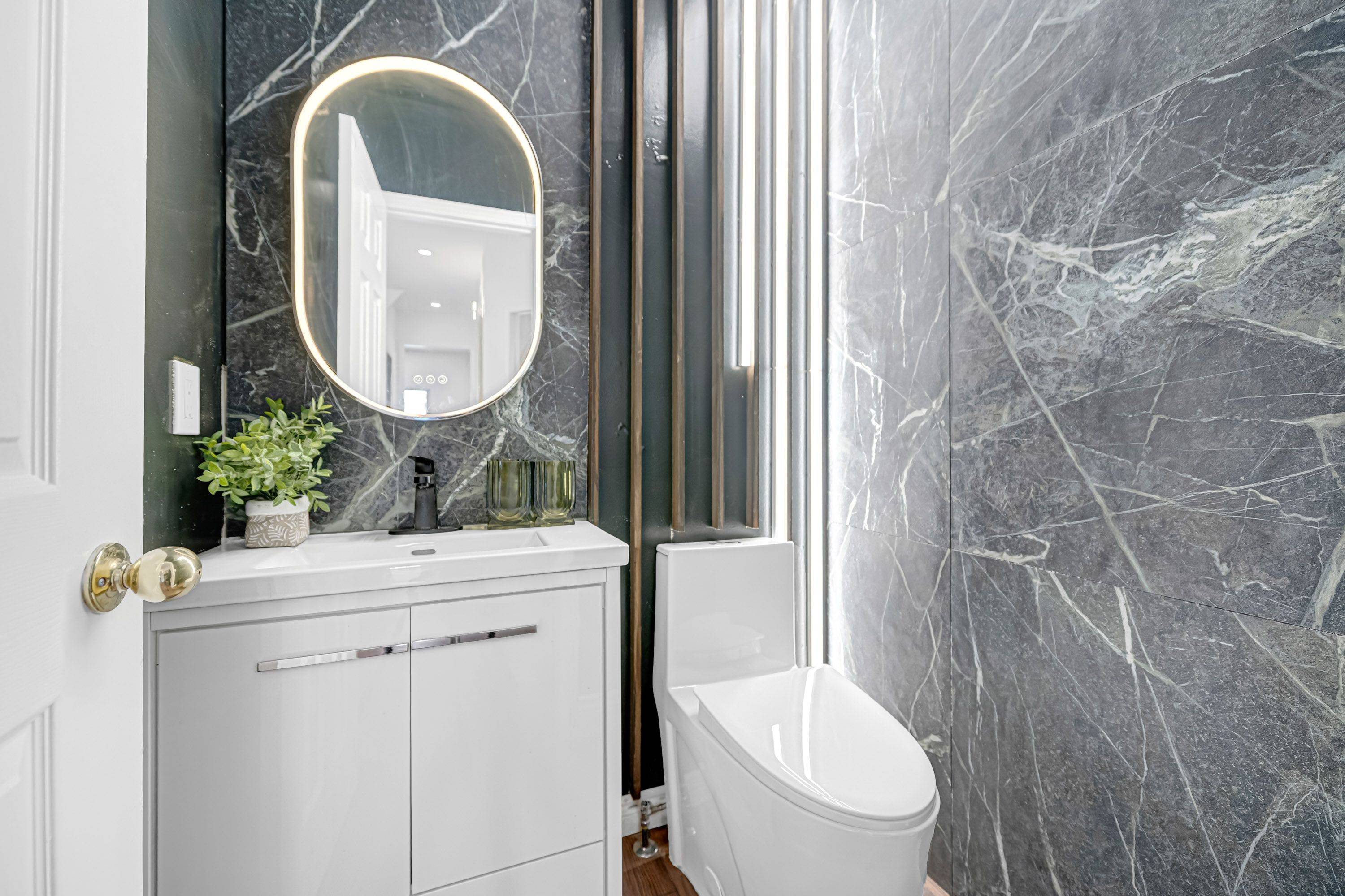 Mississauga, ON L5R 3Y1,681 Bristol RD W