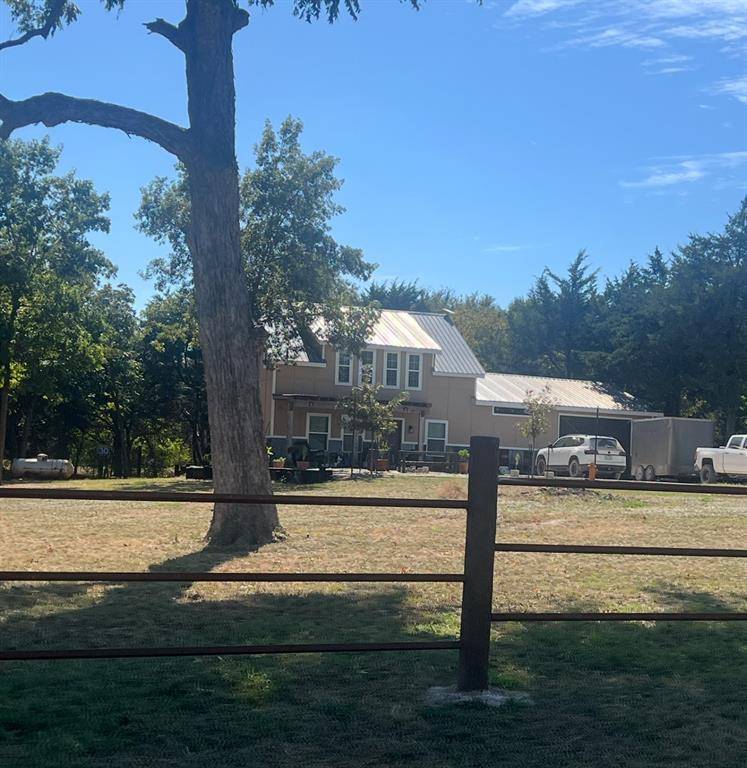 Leonard, TX 75452,272 County Road 4921