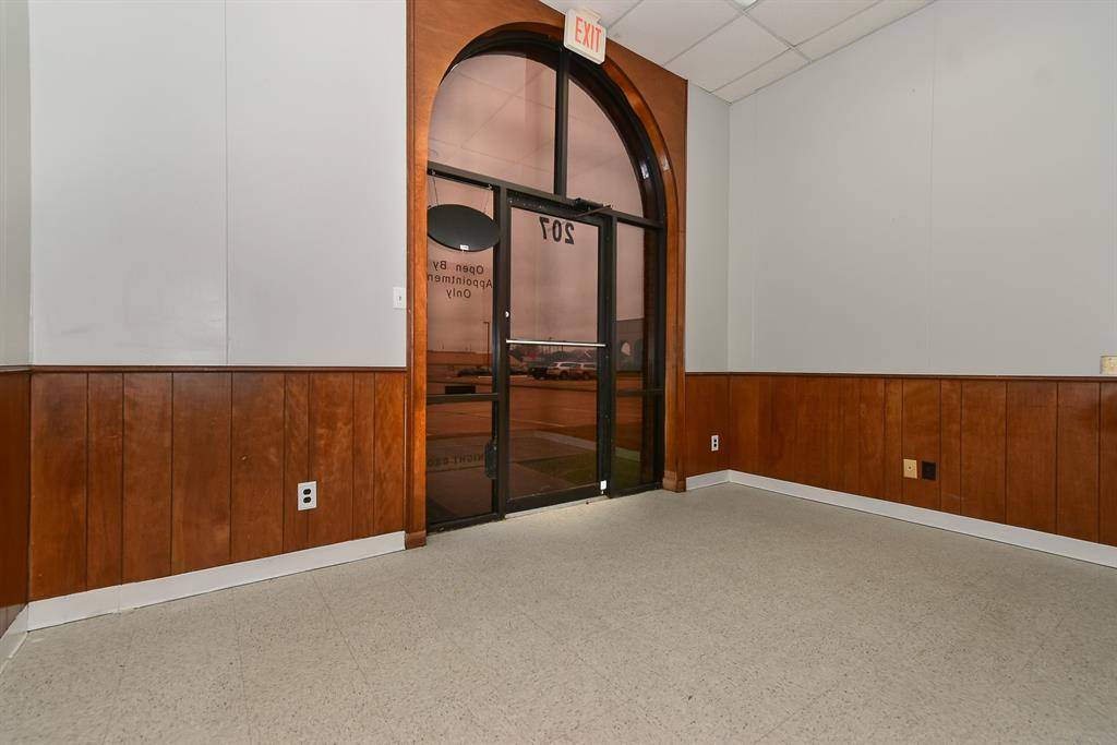 Greenville, TX 75402,2608 Eastland Avenue #207