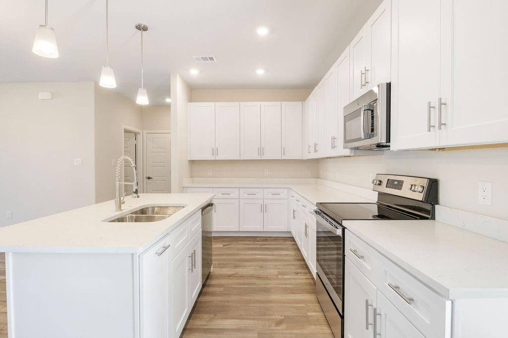 Granbury, TX 76048,2515 Austin Court