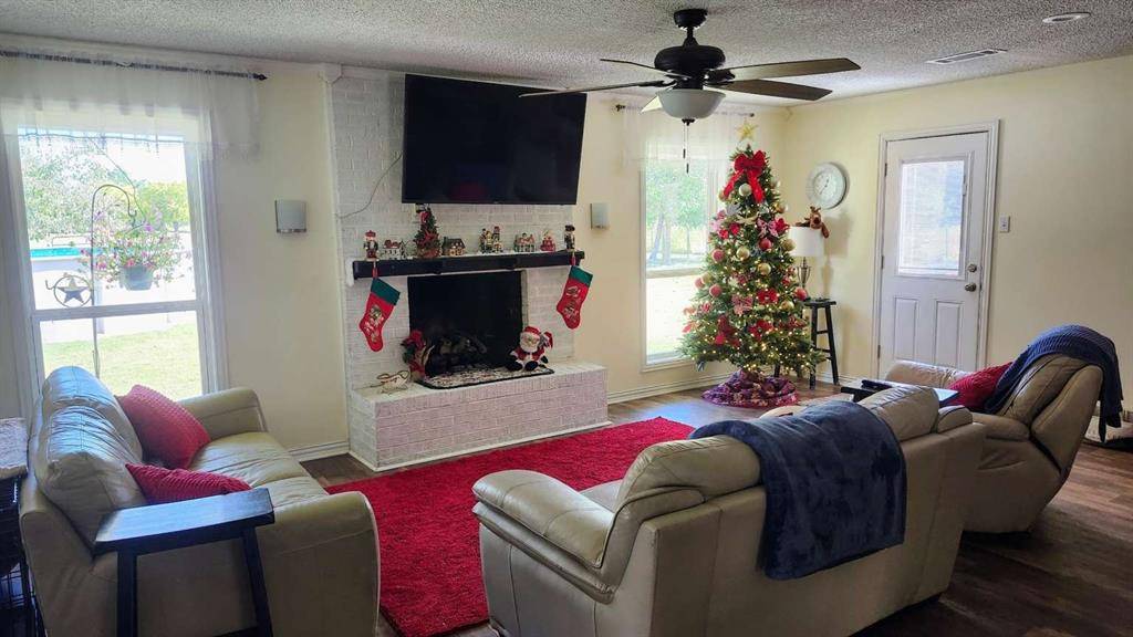 Greenville, TX 75402,3253 County Road 2176