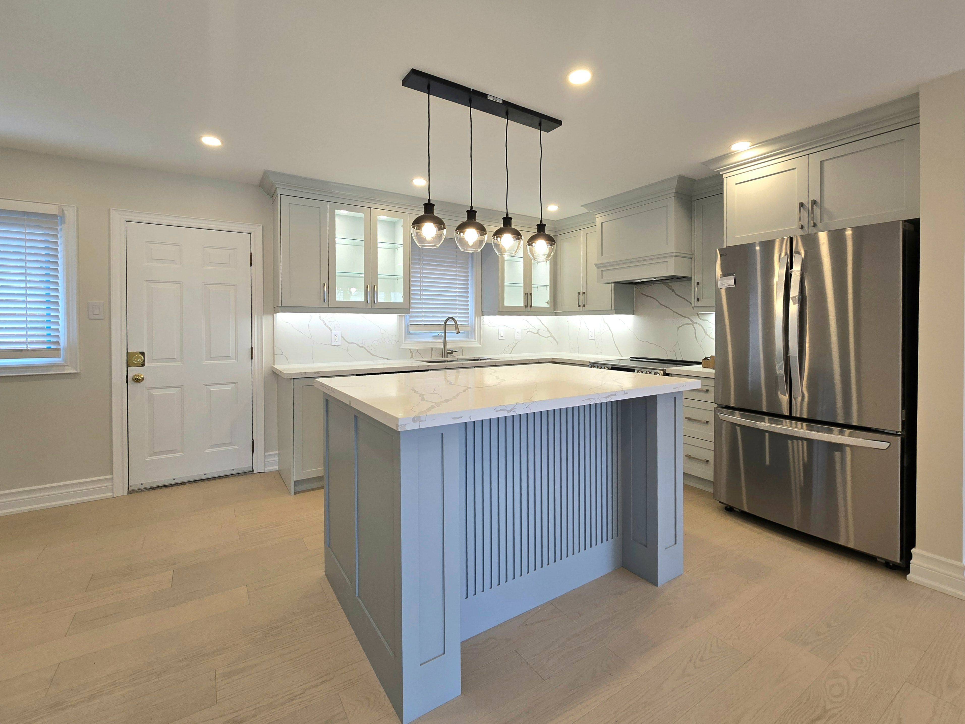 Toronto C15, ON M2K 2W9,38 Ambrose RD #Upper