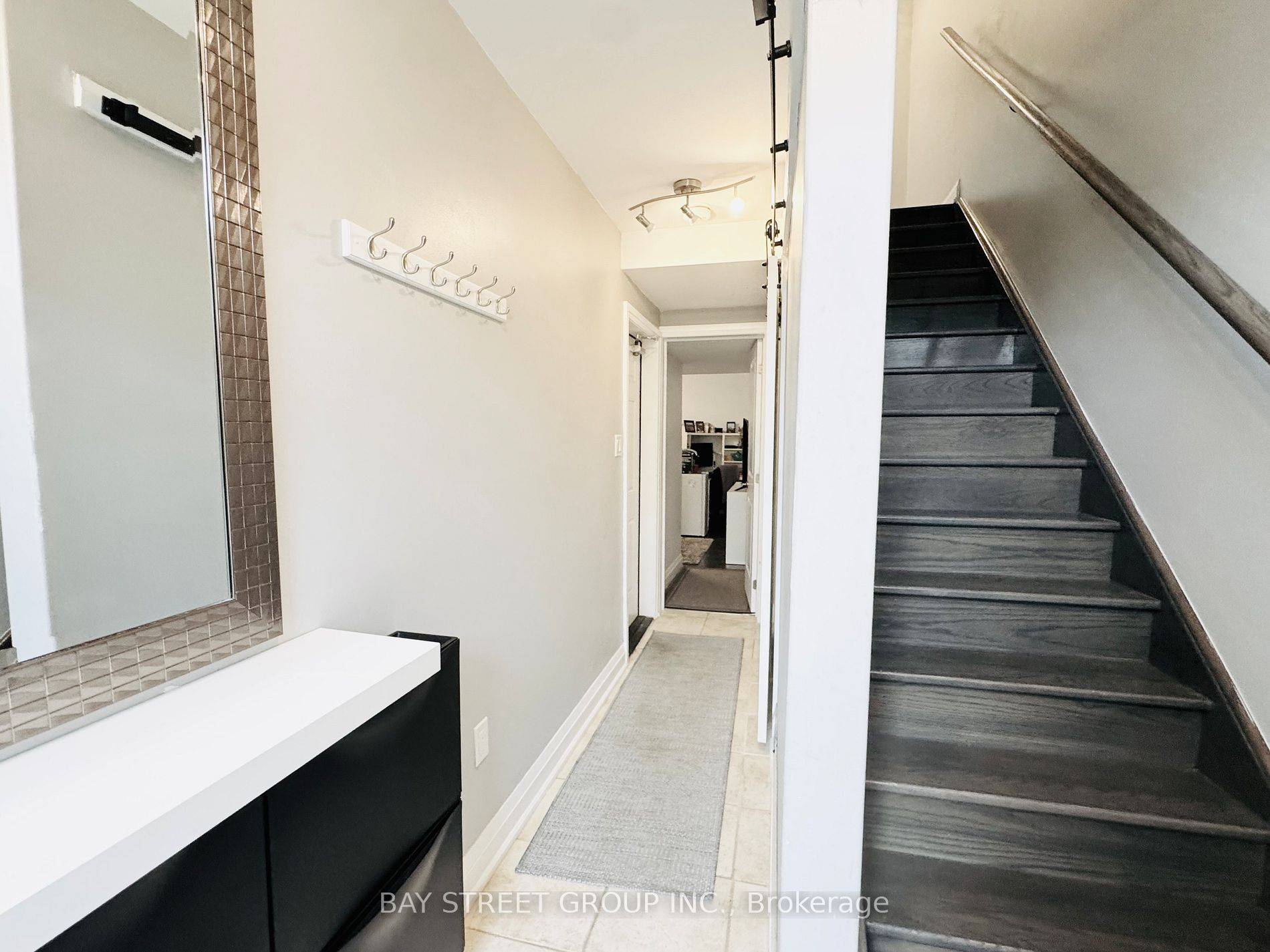 Barrie, ON L4N 3V5,199 Ardagh RD #26