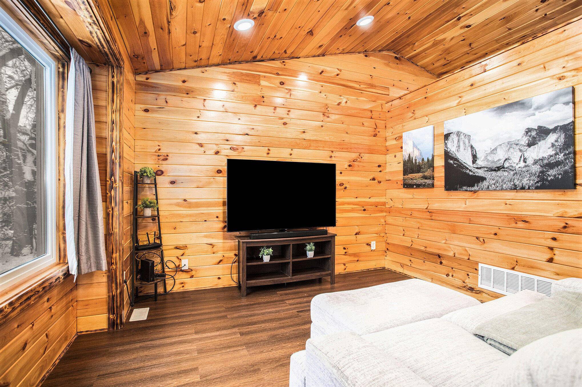 Plainwell, MI 49080,970 Scenic View DR