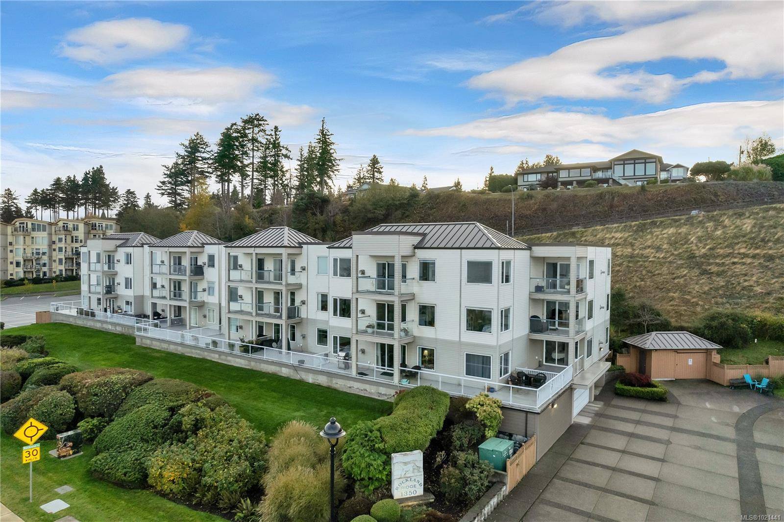 Campbell River, BC V9W 1B5,1350 Island Hwy S #108