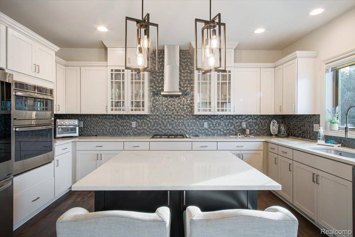 Troy, MI 48085,5317 Rangemore DR