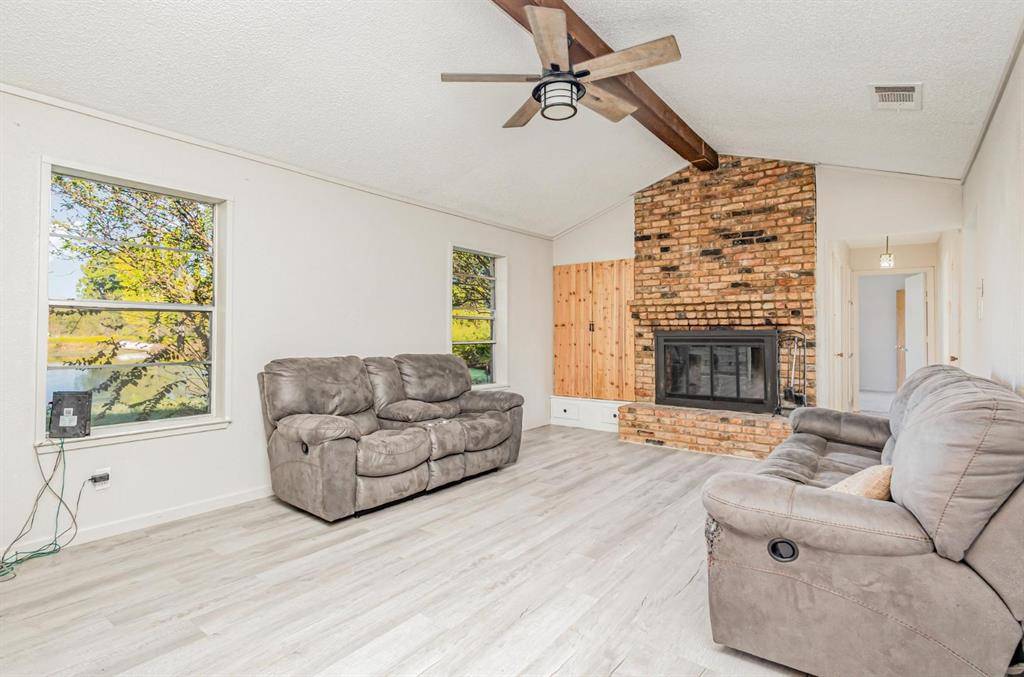 Kemp, TX 75143,18888 State Highway 274