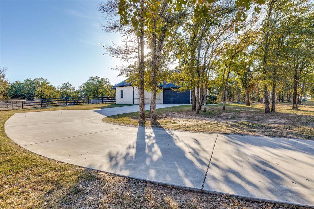 Paradise, TX 76073,1029 Sunflower