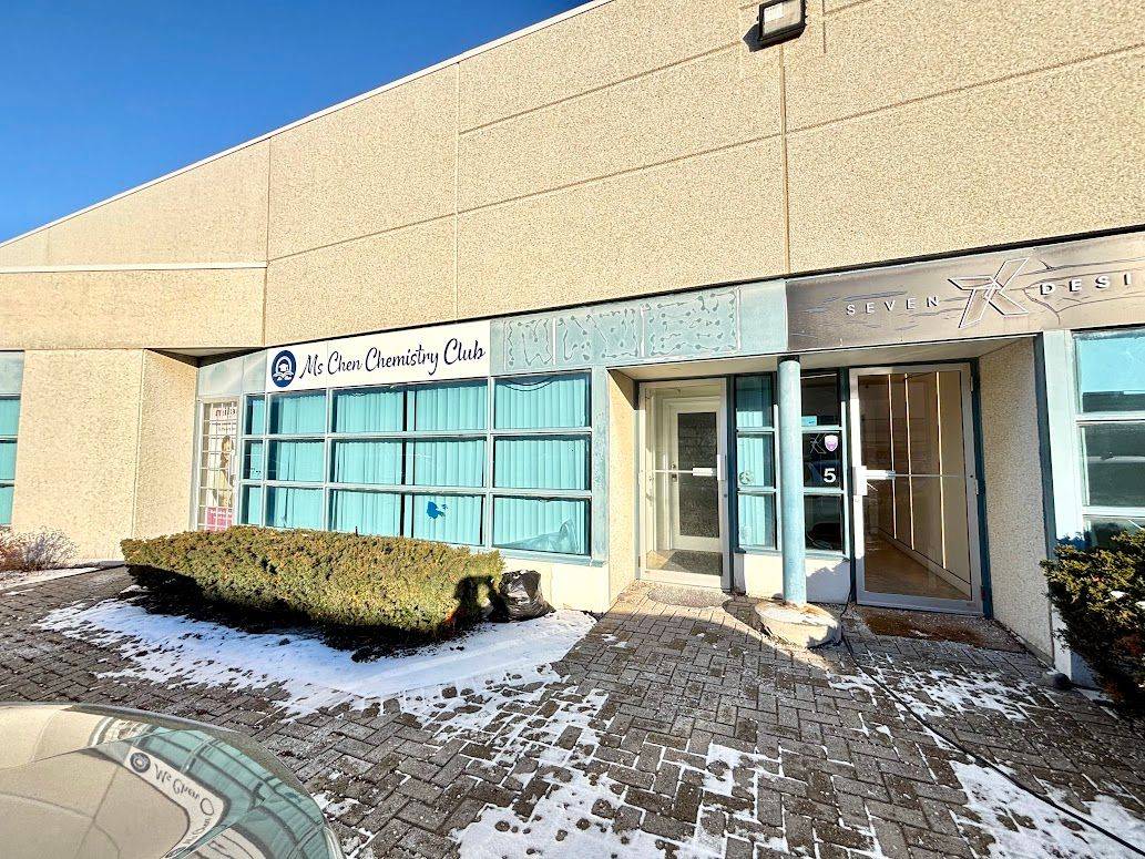 Richmond Hill, ON L4B 3N6,40 Vogell RD #6